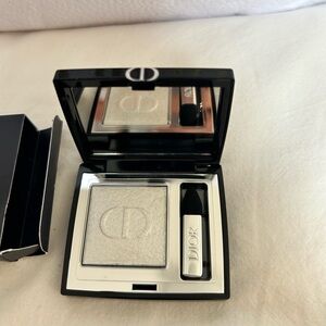 Diorshow Mono Couleur eyeshadow in Pearl Star Glitter